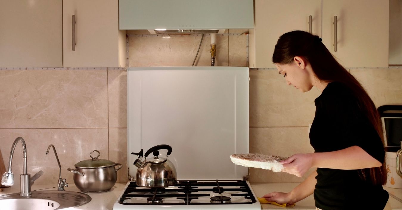Keep Your Kitchen Spotless with Kitchen Cleaning Services Manchester